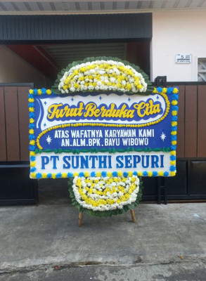 Papan Bunga Duka di Turen