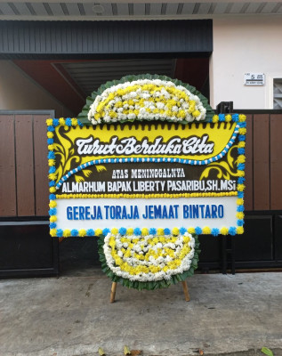 Papan Bunga Duka di Turen